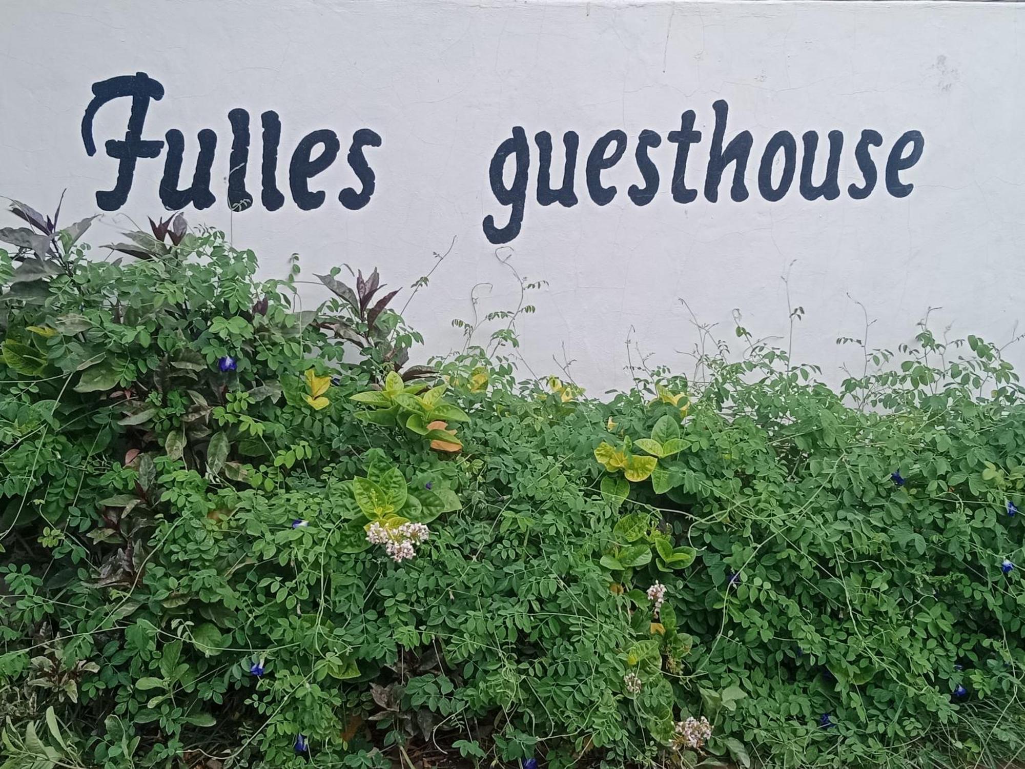 Fullesguesthouse Гілі-Траванган Екстер'єр фото